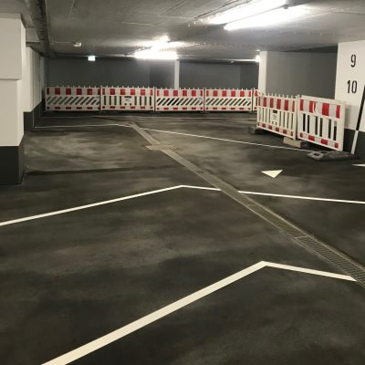 Gussasphalt in einer Tiefgarage in der Damenstiftstraße 9 in München